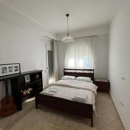 Mama's House. 300m απο τον μύλο των ξωτικών. 別荘 Tríkala